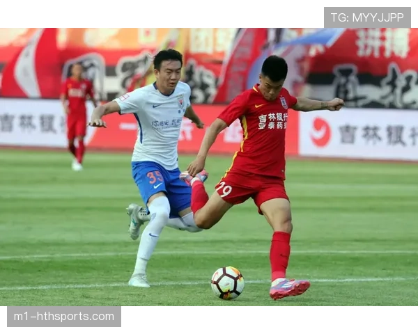 亚泰半场2-0领先天海,基莱斯乌龙助攻让对手自乱阵脚