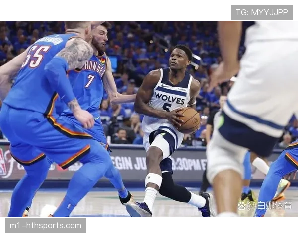 76人进攻端快攻推进迅速 森林狼防守端退防组织混乱